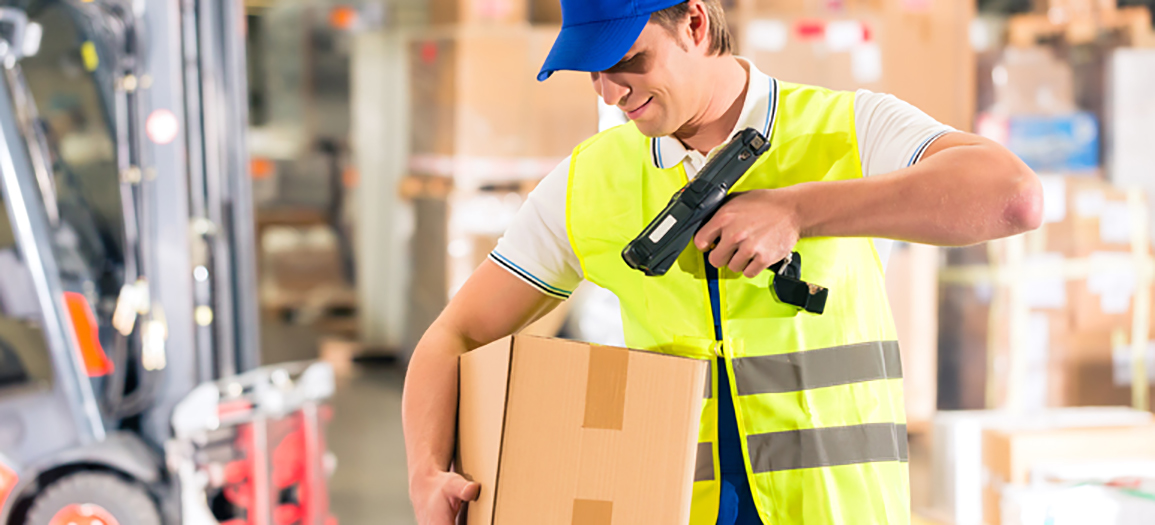 inventory tracking system being used on a smart device in warehouse